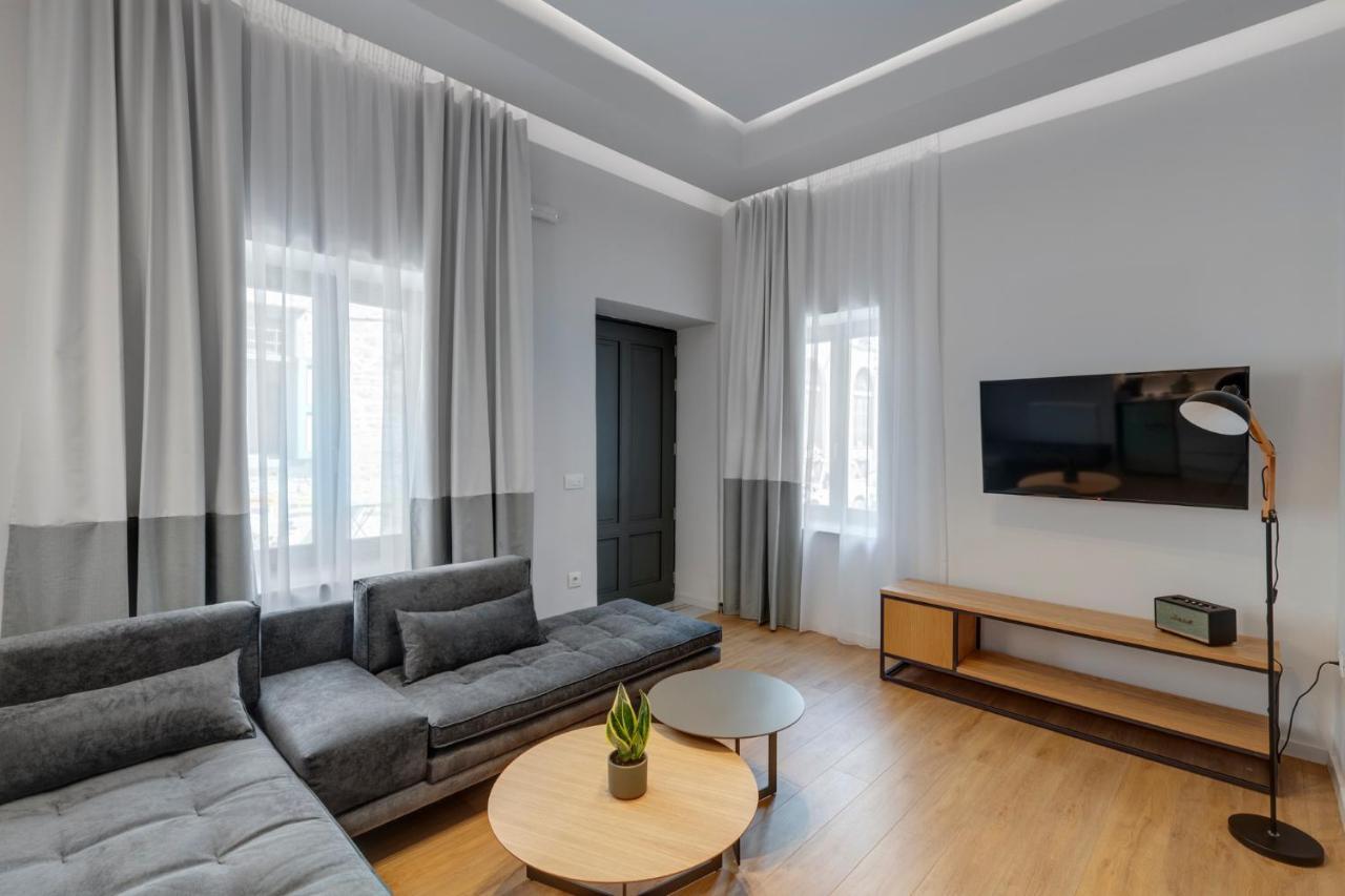 Times Elegant Rooms Ермополи Екстериор снимка